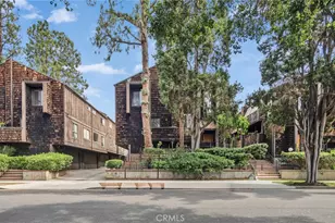 332 N 5th St, Burbank, CA 91501 - Photo 2