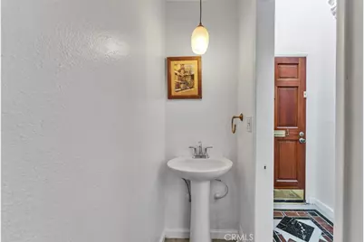 332 N 5th Street, Burbank, CA 91501 - Photo 16