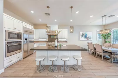 174 Scale, Irvine, CA 92618 - Photo 2