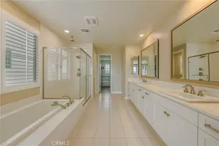 174 Scale, Irvine, CA 92618 - Photo 18