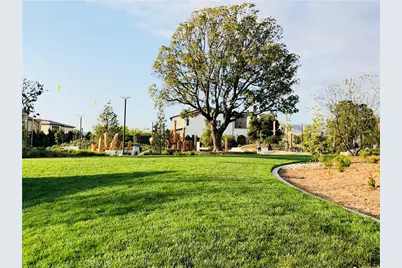 174 Scale, Irvine, CA 92618 - Photo 40