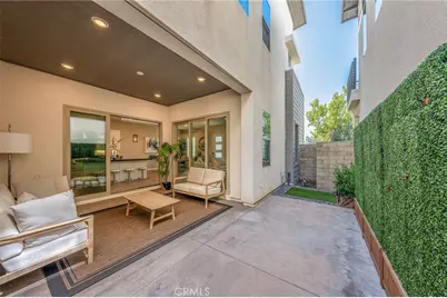 174 Scale, Irvine, CA 92618 - Photo 10