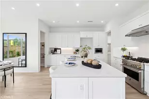 122 Glydon, Irvine, CA 92618 - Photo 14