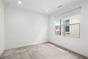 122 Glydon, Irvine, CA 92618 - Photo 30