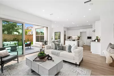 122 Glydon, Irvine, CA 92618 - Photo 8