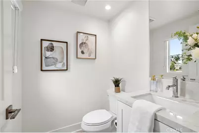 122 Glydon, Irvine, CA 92618 - Photo 28