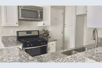 407 N Park Vista, Anaheim, CA 92806 - Photo 2