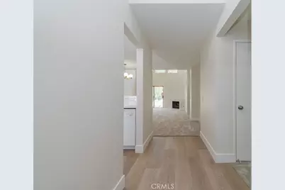 46 Villa Point, Newport Beach, CA 92660 - Photo 8