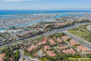 46 Villa Point, Newport Beach, CA 92660 - Photo 2