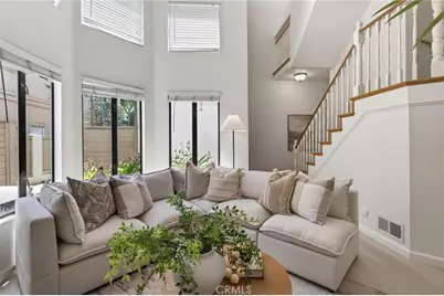 324 324 N North Francisca Avenue #3, Redondo Beach, CA 90277 - Photo 2