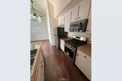 700 E Lake Drive #52, Orange, CA 92866 - Photo 8
