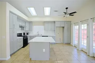 18930 Applewood, Lake Elsinore, CA 92530 - Photo 10