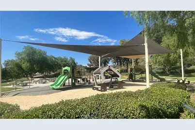 38 Sunny Slope, Rancho Santa Margarita, CA 92688 - Photo 10