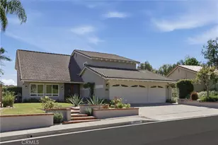26982 Safiro, Mission Viejo, CA 92691 - Photo 2