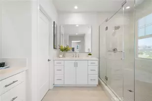 246 Canterbury, Irvine, CA 92618 - Photo 32