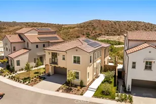 246 Canterbury, Irvine, CA 92618 - Photo 52