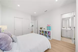 246 Canterbury, Irvine, CA 92618 - Photo 38