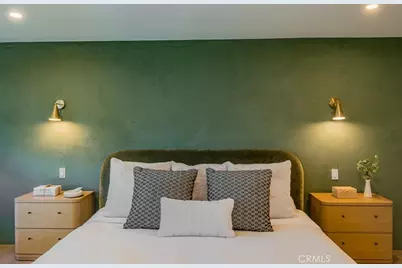 24245 Hatteras, Woodland Hills, CA 91367 - Photo 34