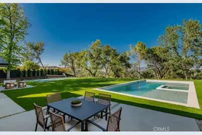 24245 Hatteras, Woodland Hills, CA 91367 - Photo 4