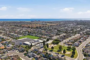20682 Queens Park Ln, Huntington Beach, CA 92646 - Photo 36