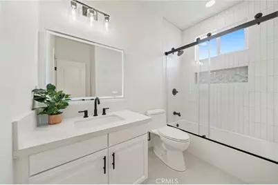 634 Meyer #D, Redondo Beach, CA 90278 - Photo 12