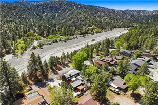 1880 Blackbird Rd, Wrightwood, CA 92397 - Photo 38