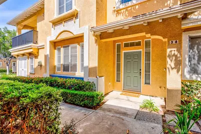 38 Daisy, Irvine, CA 92618 - Photo 4