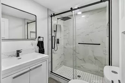 5968 Gardendale, South Gate, CA 90280 - Photo 24