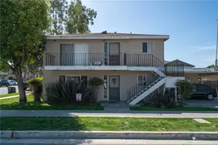 10861 Walnut St, Los Alamitos, CA 90720 - Photo 2