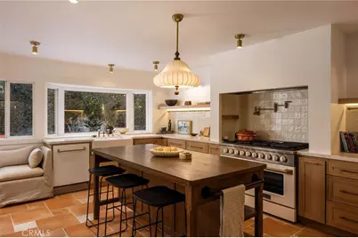 1096 Tulare, Costa Mesa, CA 92626 - Photo 1