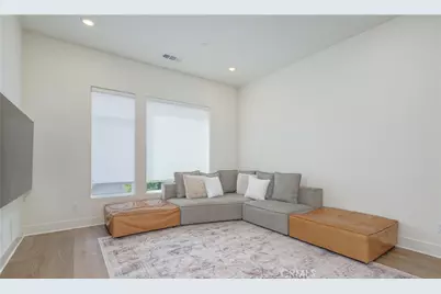 2190 Skylar, Tustin, CA 92782 - Photo 22