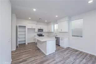 466 Meyer, Upland, CA 91786 - Photo 2