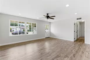 186 Buoy, Costa Mesa, CA 92627 - Photo 4