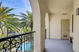 2448 Watermarke, Irvine, CA 92612 - Photo 16