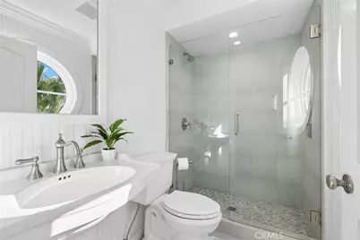 524 W Oceanfront, Newport Beach, CA 92661 - Photo 38