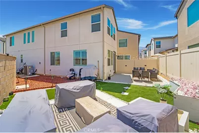 24235 Juni Ct, Corona, CA 92883 - Photo 4