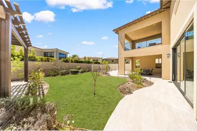 92 Interstellar, Irvine, CA 92618 - Photo 40