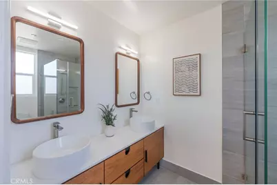 712 Chestnut Avenue, Los Angeles, CA 90042 - Photo 16