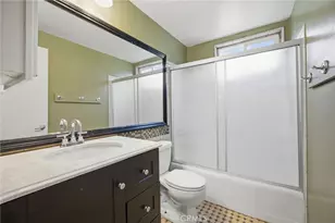 2497 E 20th, Signal Hill, CA 90755 - Photo 10