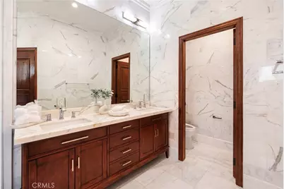 2027 Santiago, Newport Beach, CA 92660 - Photo 18