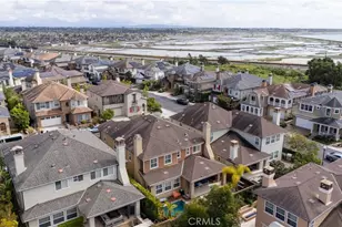 17491 Oakbluffs Ln, Huntington Beach, CA 92649 - Photo 60