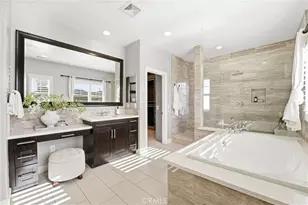 17491 Oakbluffs Ln, Huntington Beach, CA 92649 - Photo 38