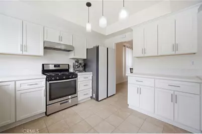 10414 Andora Avenue, Chatsworth, CA 91311 - Photo 4