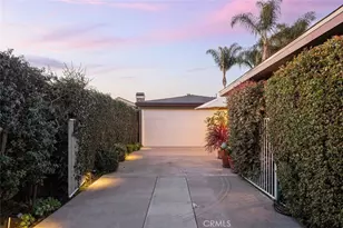 2011 Tustin Ave, Costa Mesa, CA 92627 - Photo 18