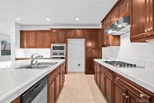 239 Monument Pkwy, Perris, CA 92570 - Photo 12