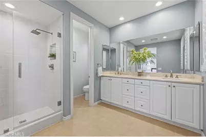 21445 Hayley, Huntington Beach, CA 92646 - Photo 36