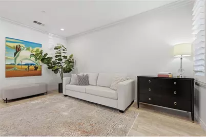 21445 Hayley, Huntington Beach, CA 92646 - Photo 10
