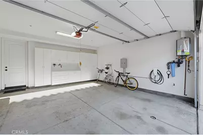 21445 Hayley, Huntington Beach, CA 92646 - Photo 48