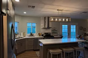 18601 Newland Street, Huntington Beach, CA 92646 - Photo 2