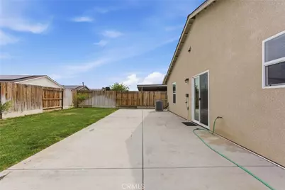 8716 Akero, Bakersfield, CA 93307 - Photo 24